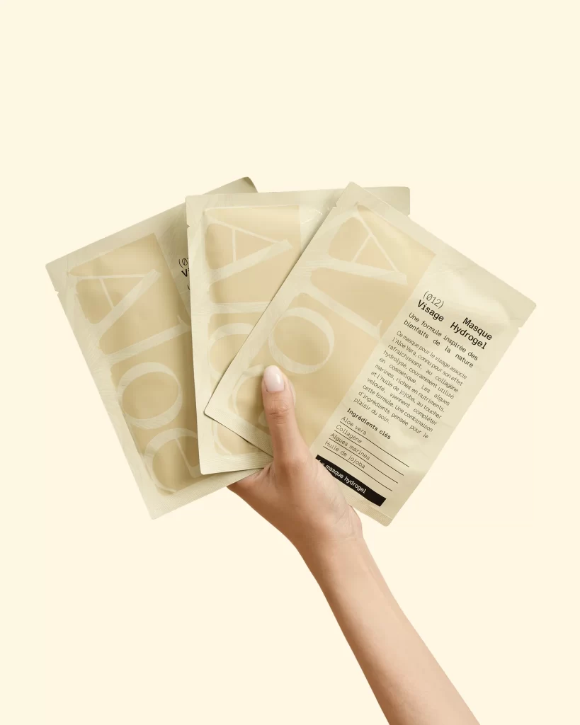 Aloe Paris Facial Mask 18 commercial product image by 3200KStudio